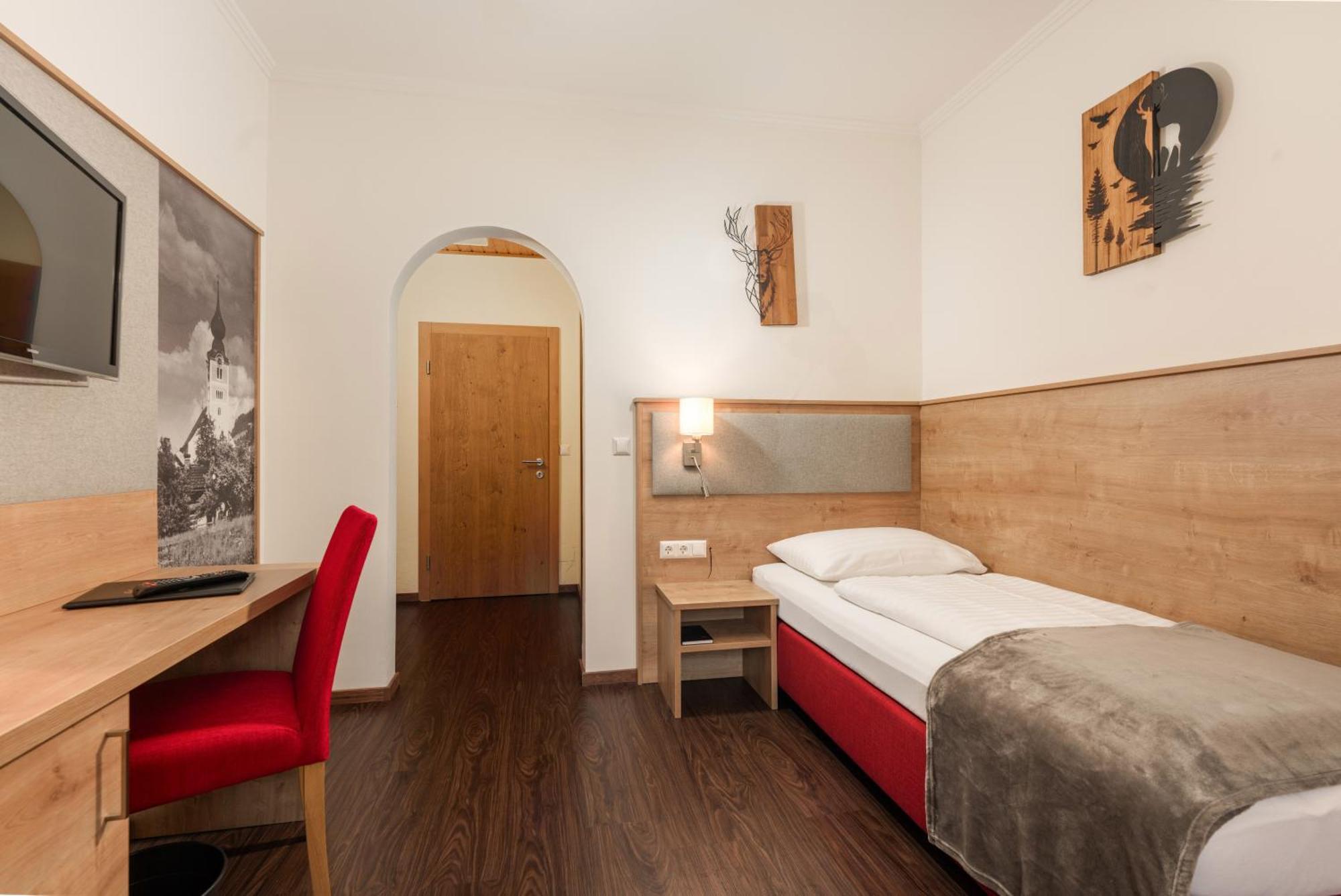 Kirchenwirt Schladming Hotell Exteriör bild